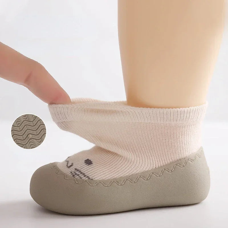 נעלי צעד ראשון - first steps