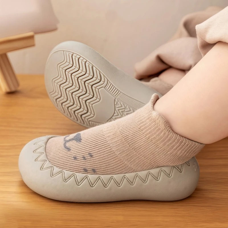 נעלי צעד ראשון - first steps